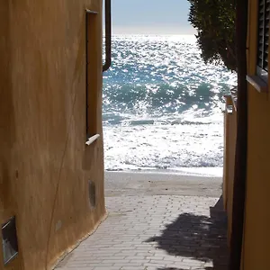 https://hotel-arabesque.hotelitalianriviera.com